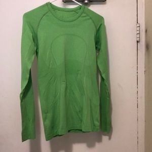 Lululemon Swifty Long Sleeve Crew Neck Size 6